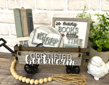 Load image into Gallery viewer, Book Worm DIY insert set
