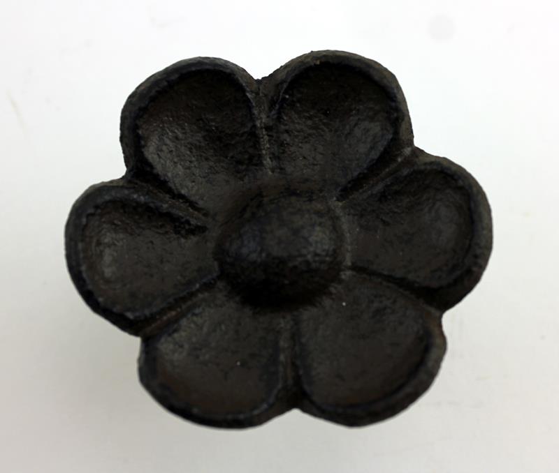 CAST IRON FLOWER KNOB