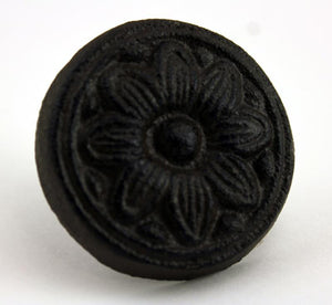 CAST IRON FLOWER KNOB IN CIRCLE