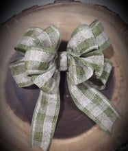 Load image into Gallery viewer, New Bow Maker
